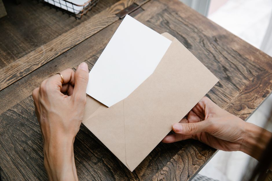 Carte surprise : 10 messages courts qui font mouche